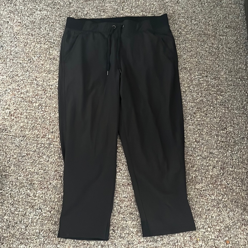 Capris hiking pants